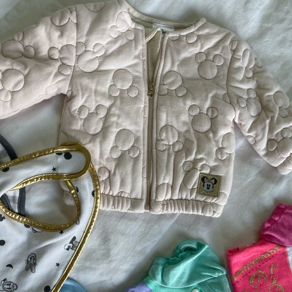 Disney baby bundle - Picture 3 of 7